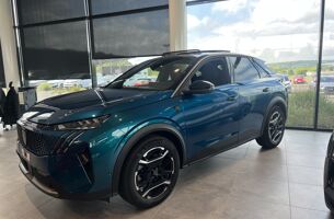PEUGEOT 3008 HYBRID RECHARGEABLE 225 E-DCS7 GT EXCLUSIVE