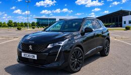 PEUGEOT 3008 GT 1.5 BLUE HDI 130 EAT8 + PACK BLACK PACK