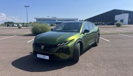 PEUGEOT 408 (2026) PLUG-IN HYBRID 240 E-DCS7 GT EXCLUSIVE