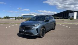 PEUGEOT 5008 (2026) HYBRID 145 E-DCS6 GT EXCLUSIVE