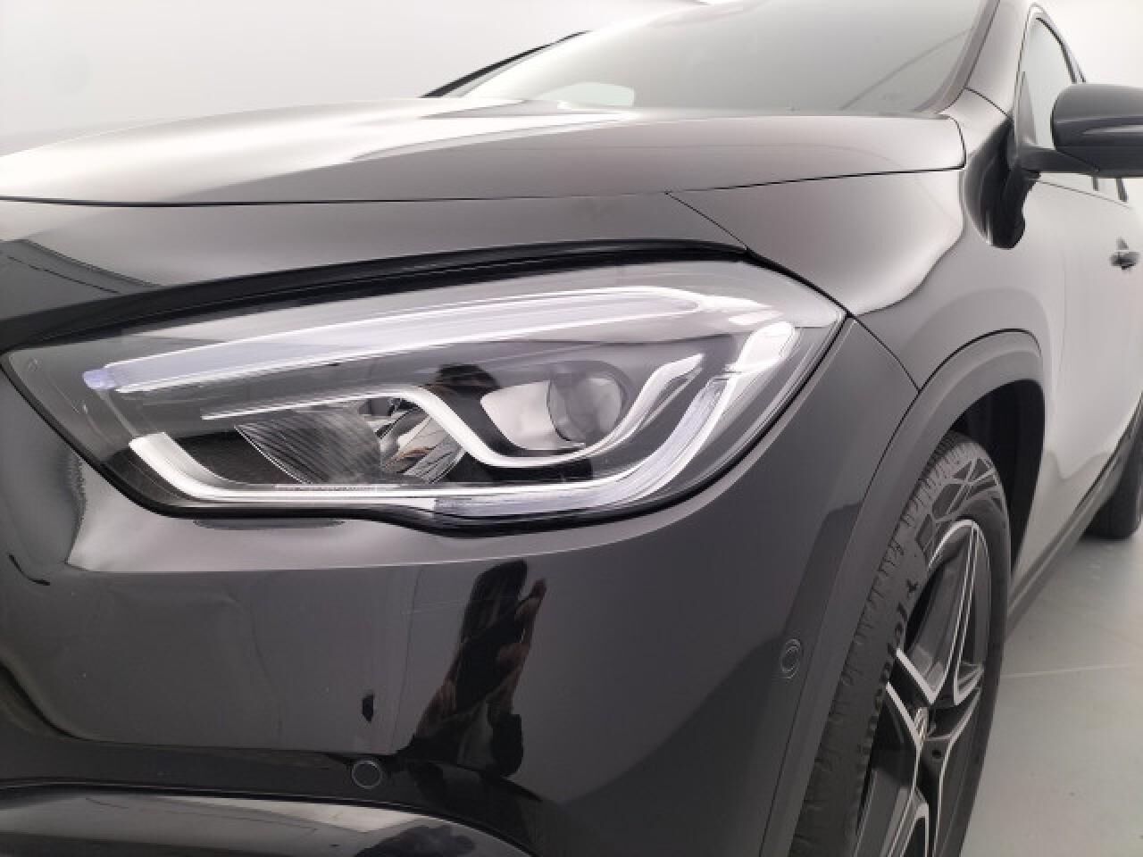 MERCEDES GLA
