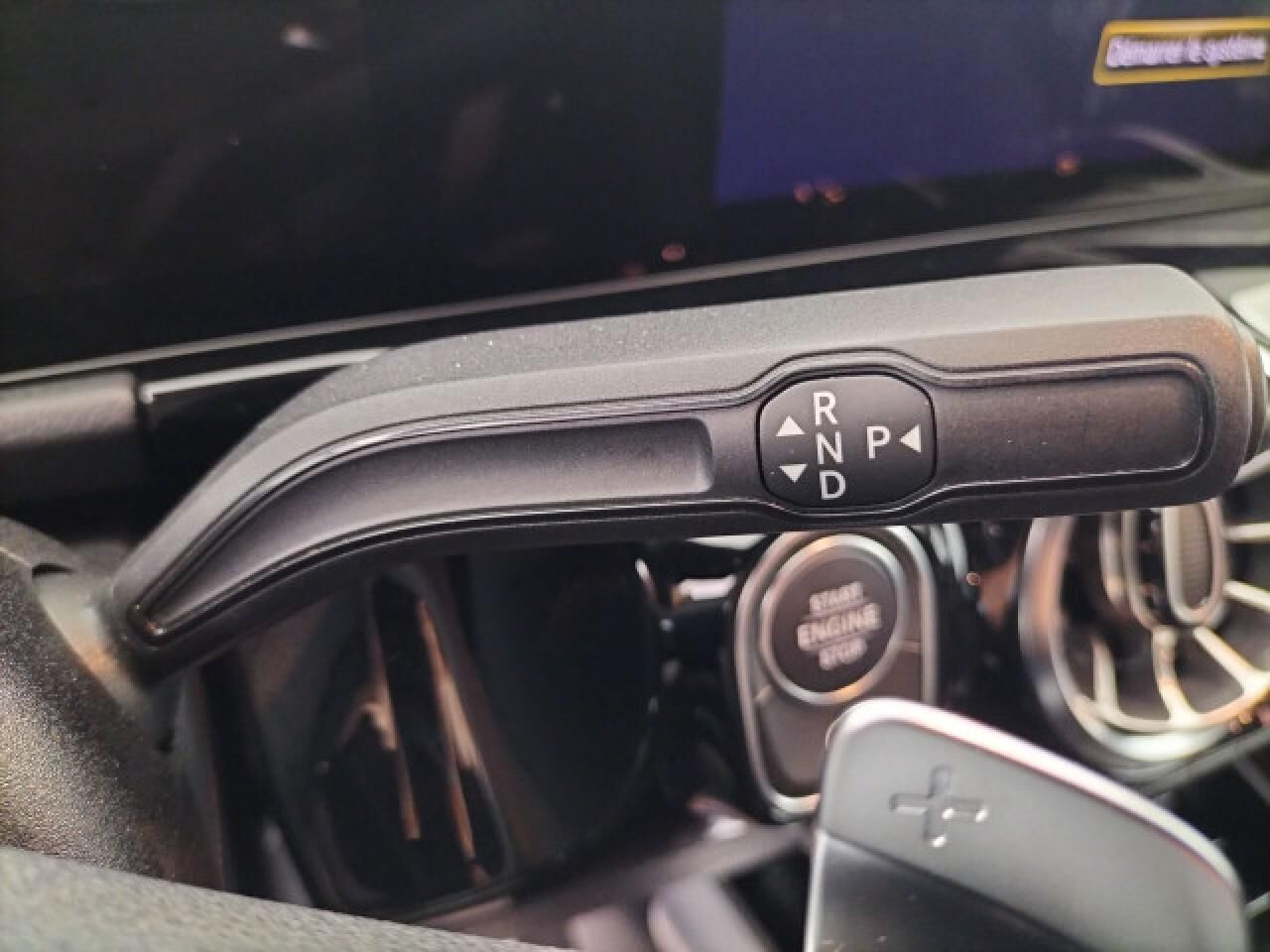 MERCEDES GLA