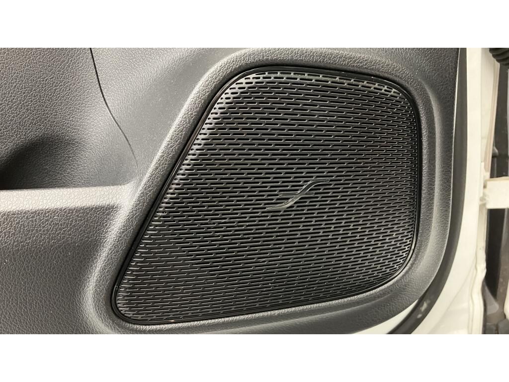 MERCEDES GLA