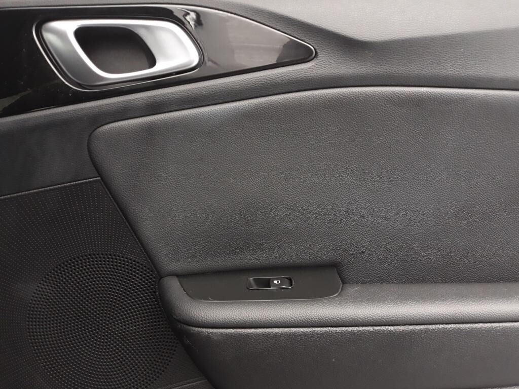KIA CEE D