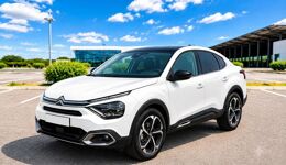 CITROEN C4 X SHINE 1.2 ESSENCE 130 - GARANTIE MOTEUR 10 ANS OU 180000KM EAT8