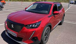 PEUGEOT 2008 ALLURE PACK ESSENCE 130CH