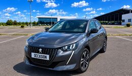 PEUGEOT 208 ALLURE PACK ESSENCE 100 EAT8 + PACK SAFETY PLUS