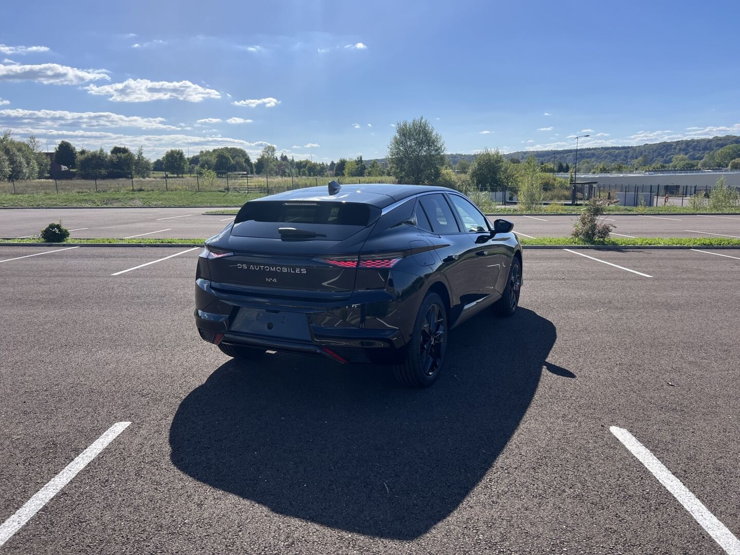 DS NUMERO 4 BLUE HDI 130 AUTOMATIQUE ETOILE ALCANTARA — photo 3