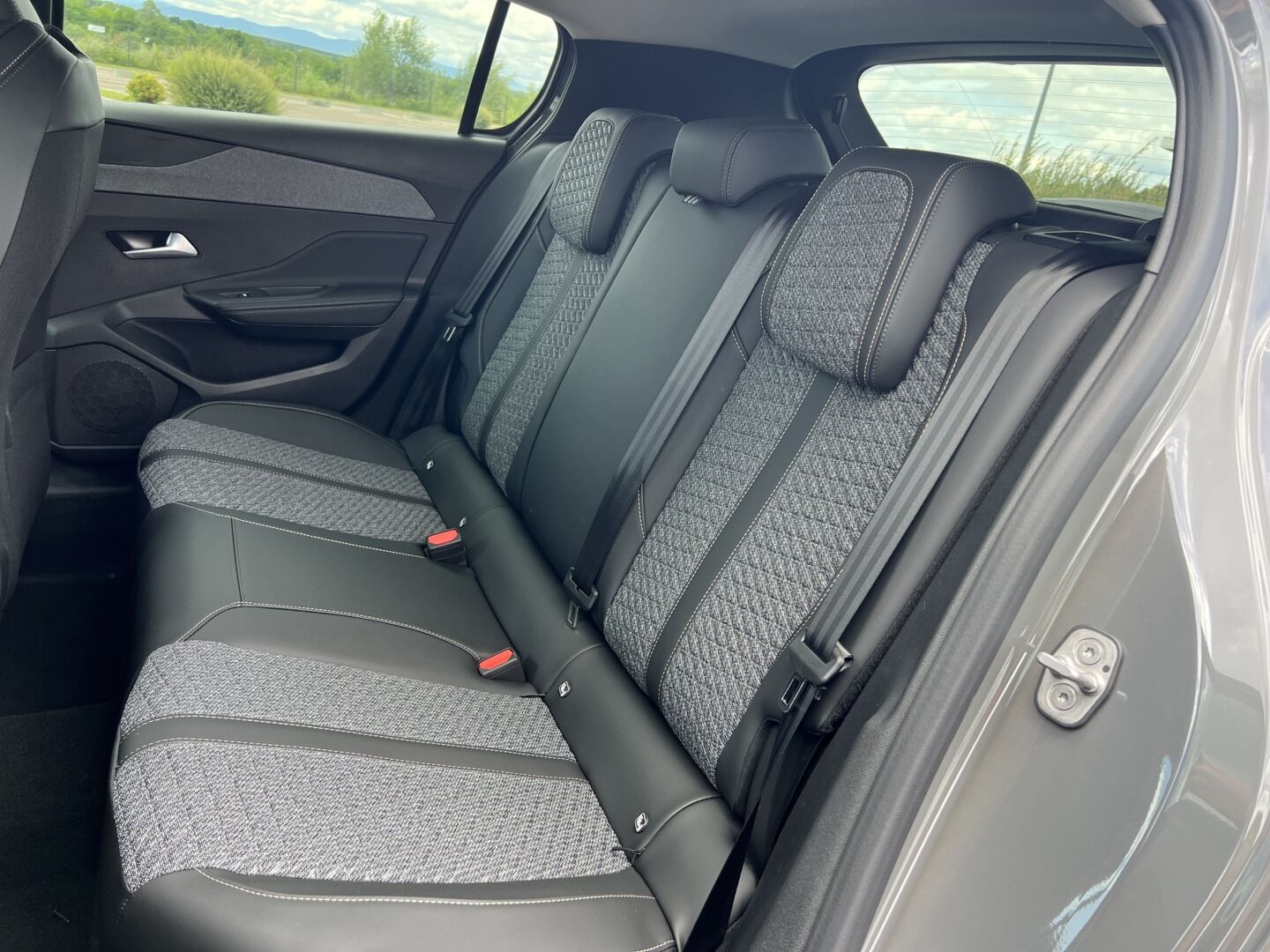PEUGEOT NOUVELLE 308 BLUE HDI 130 S/S ETA8 ALLURE — photo 7