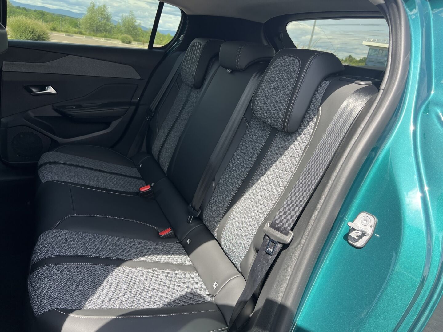 PEUGEOT NOUVELLE 308 BLUE HDI 130 S/S ETA8 ALLURE — photo 5