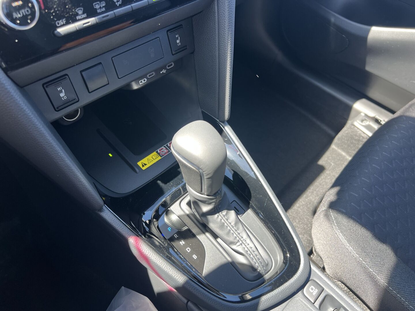 TOYOTA YARIS CROSS HYBRIDE 130 2WD DESIGN — photo 5
