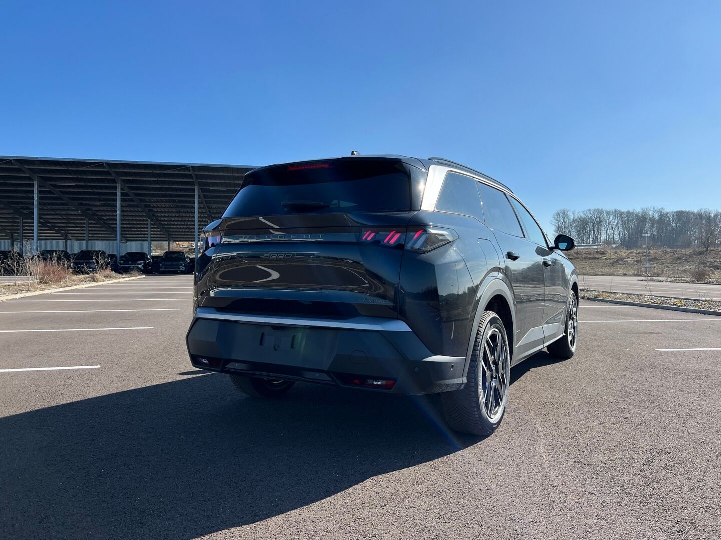 PEUGEOT 5008 HYBRID 145 E-DCS6 ALLURE — photo 3