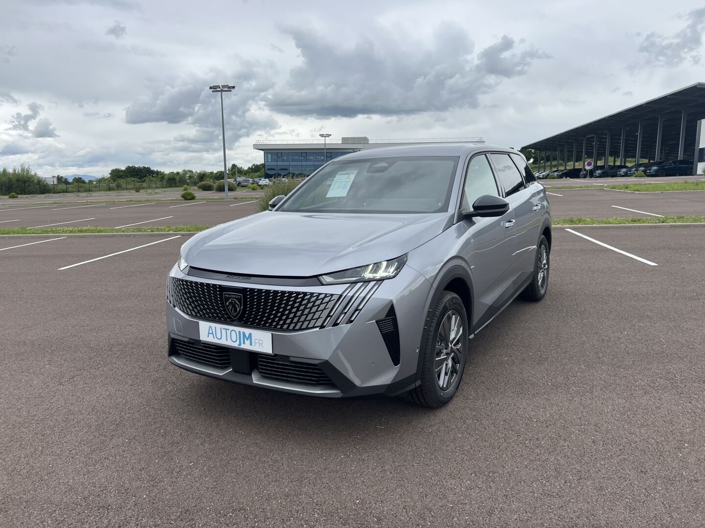 PEUGEOT 5008 HYBRID 145 E-DCS6 ALLURE
