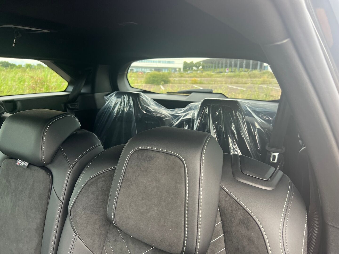 PEUGEOT 5008 HYBRID 145 E-DCS6 GT EXCLUSIVE — photo 6