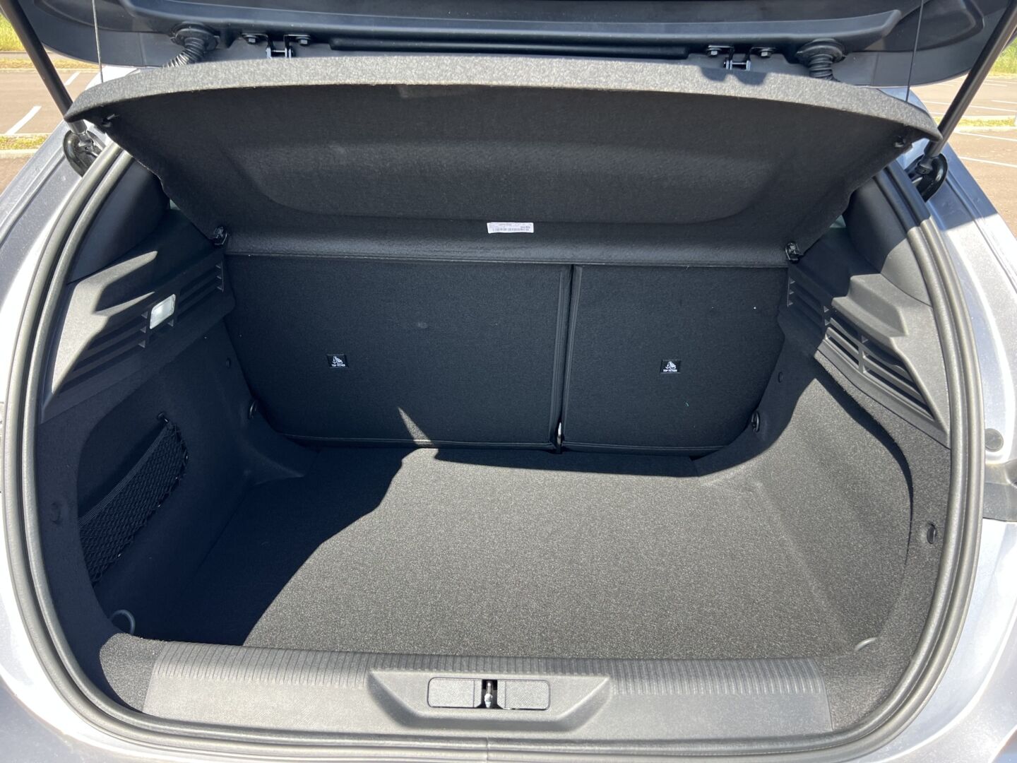PEUGEOT NOUVELLE 308 HYBRIDE 145 E-DCS6 ALLURE — photo 8