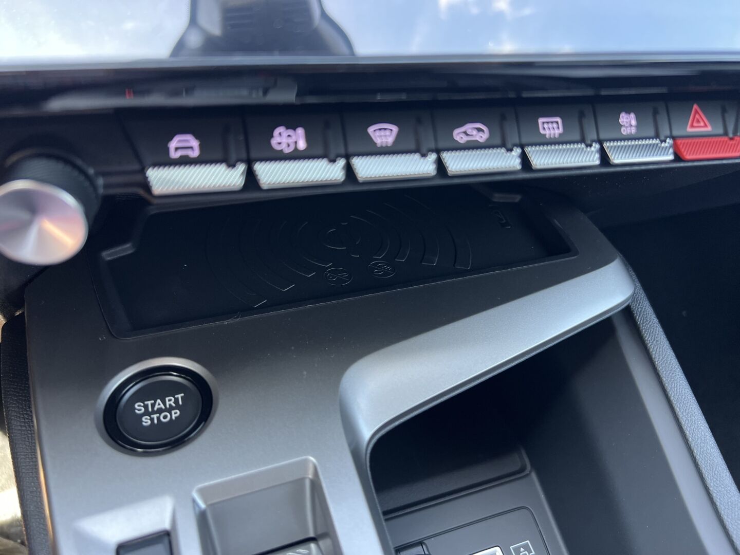 PEUGEOT NOUVELLE 308 HYBRIDE 145 E-DCS6 ALLURE — photo 7