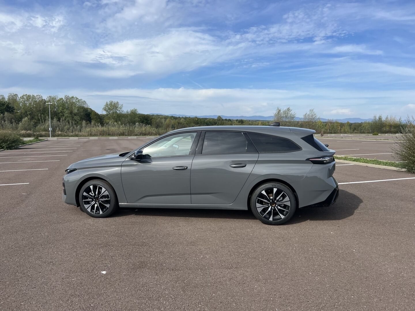 PEUGEOT NOUVELLE 308 SW BLUE HDI 130 S/S ETA8 ALLURE — photo 2