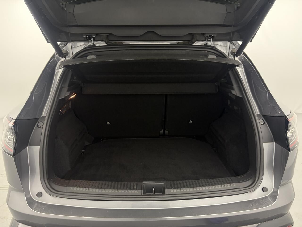 RENAULT AUSTRAL ICONIC 1.3 MILD HYBRIDE 160 + PACK ADVANCED DRIVING ASSIST — photo 27