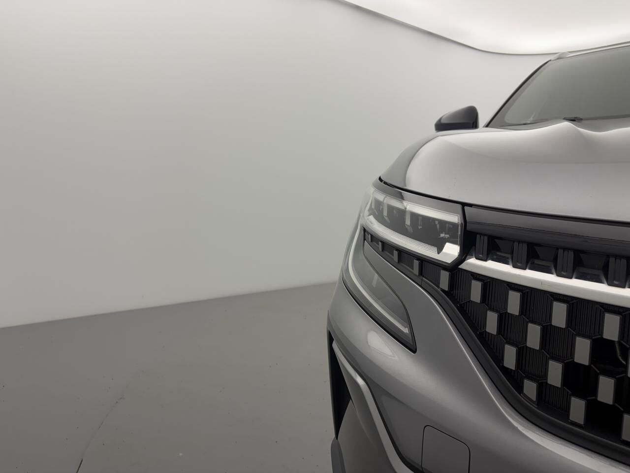 RENAULT AUSTRAL ICONIC 1.3 MILD HYBRIDE 160 + PACK ADVANCED DRIVING ASSIST — photo 13