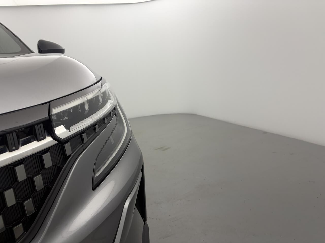 RENAULT AUSTRAL ICONIC 1.3 MILD HYBRIDE 160 + PACK ADVANCED DRIVING ASSIST — photo 15