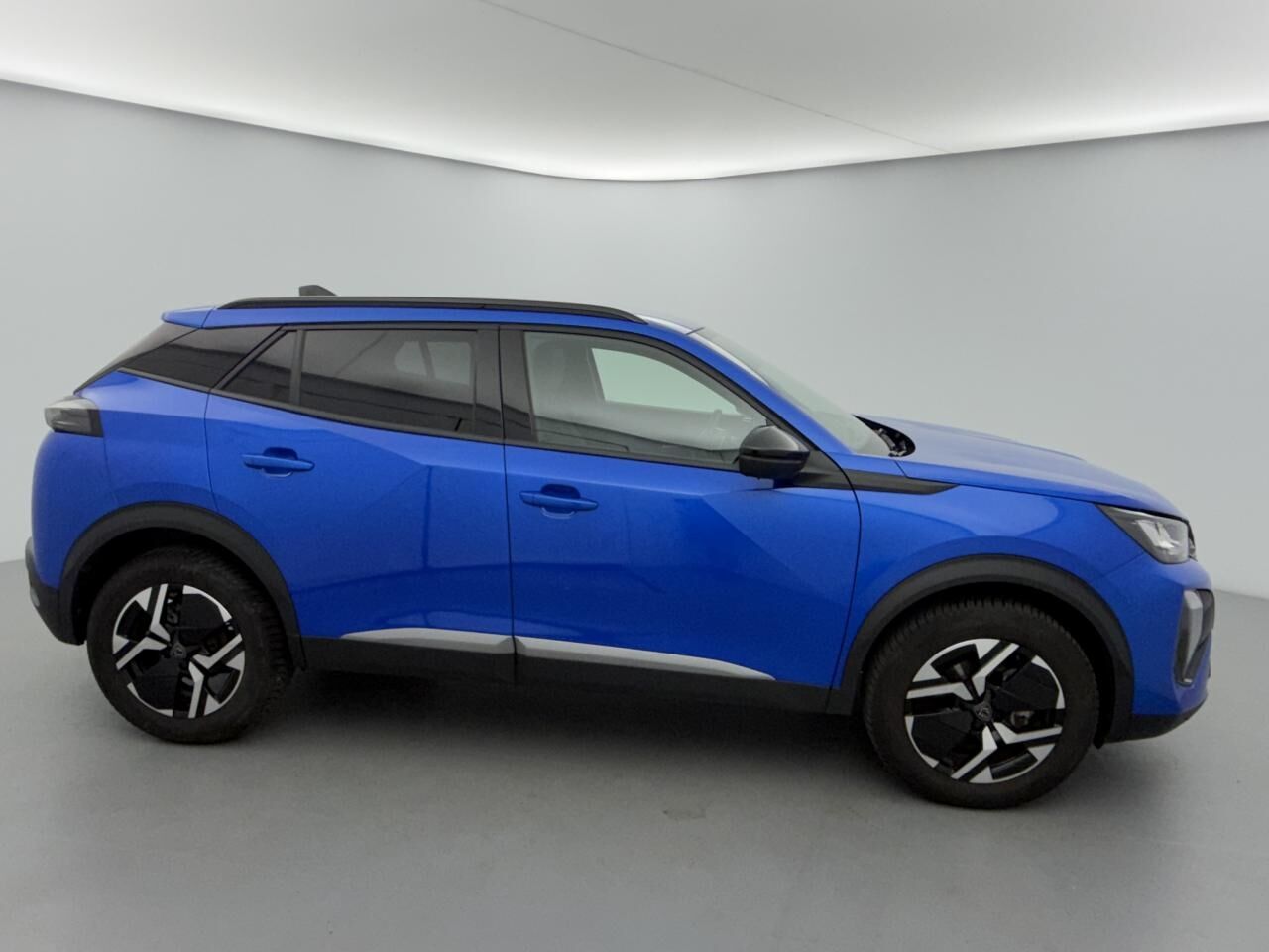 PEUGEOT 2008 ALLURE ESSENCE 130 EAT8 +GRIP CONTROL + CAMERA DE RECUL 180 — photo 4