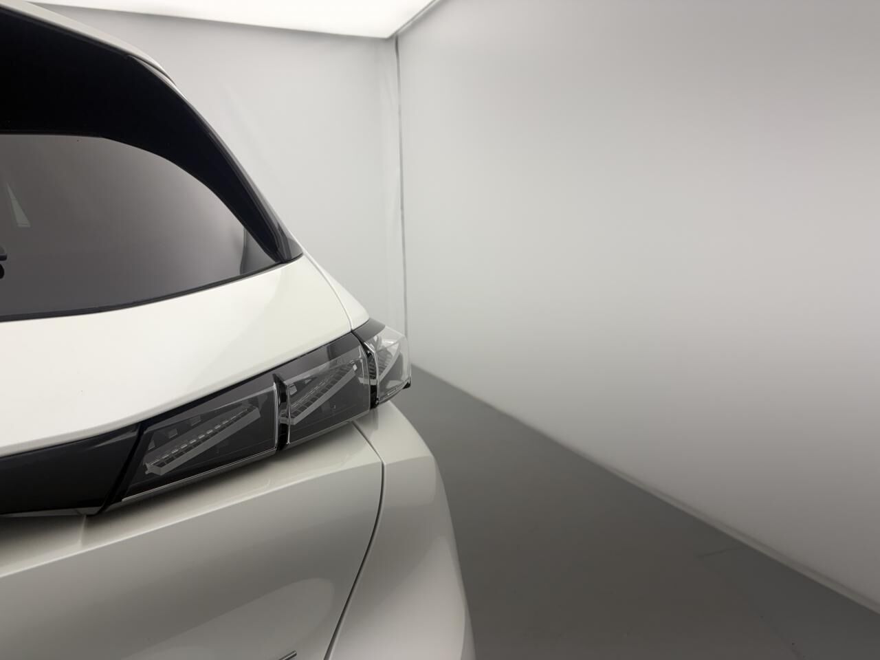 PEUGEOT 308 GT ESSENCE S&amp;S 130 EAT8 — photo 16