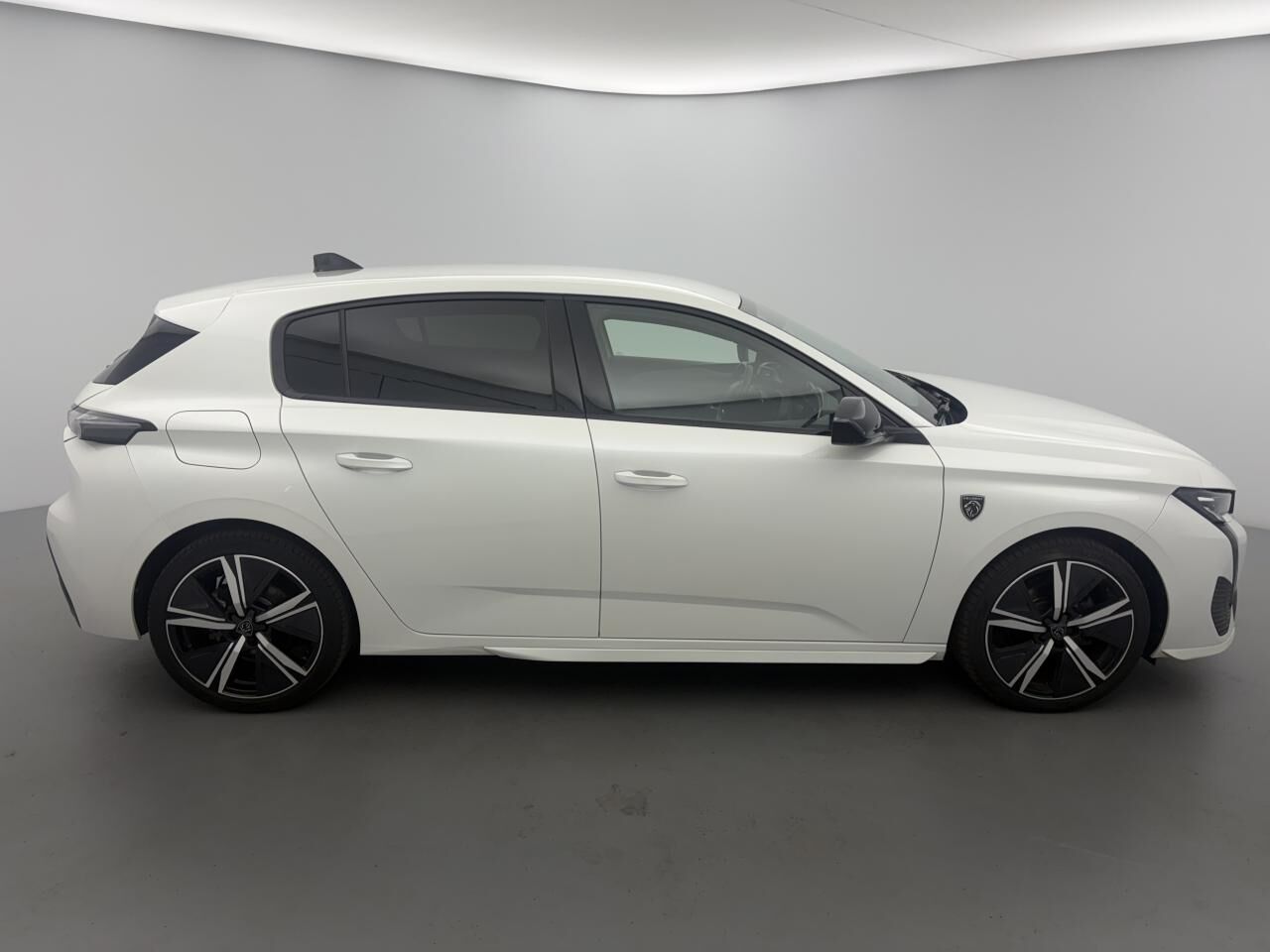 PEUGEOT 308 GT ESSENCE S&amp;S 130 EAT8 — photo 5
