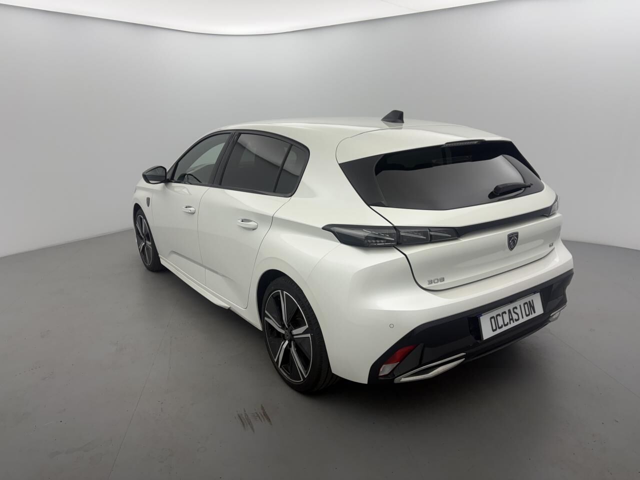 PEUGEOT 308 GT ESSENCE S&amp;S 130 EAT8 — photo 8