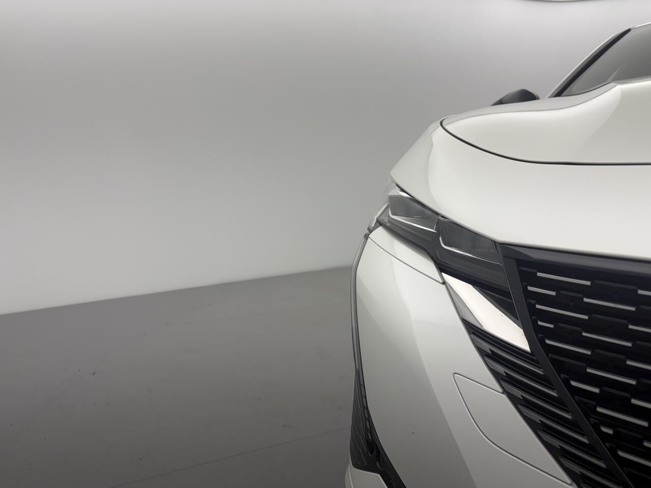 PEUGEOT 308 GT ESSENCE S&amp;S 130 EAT8 — photo 14