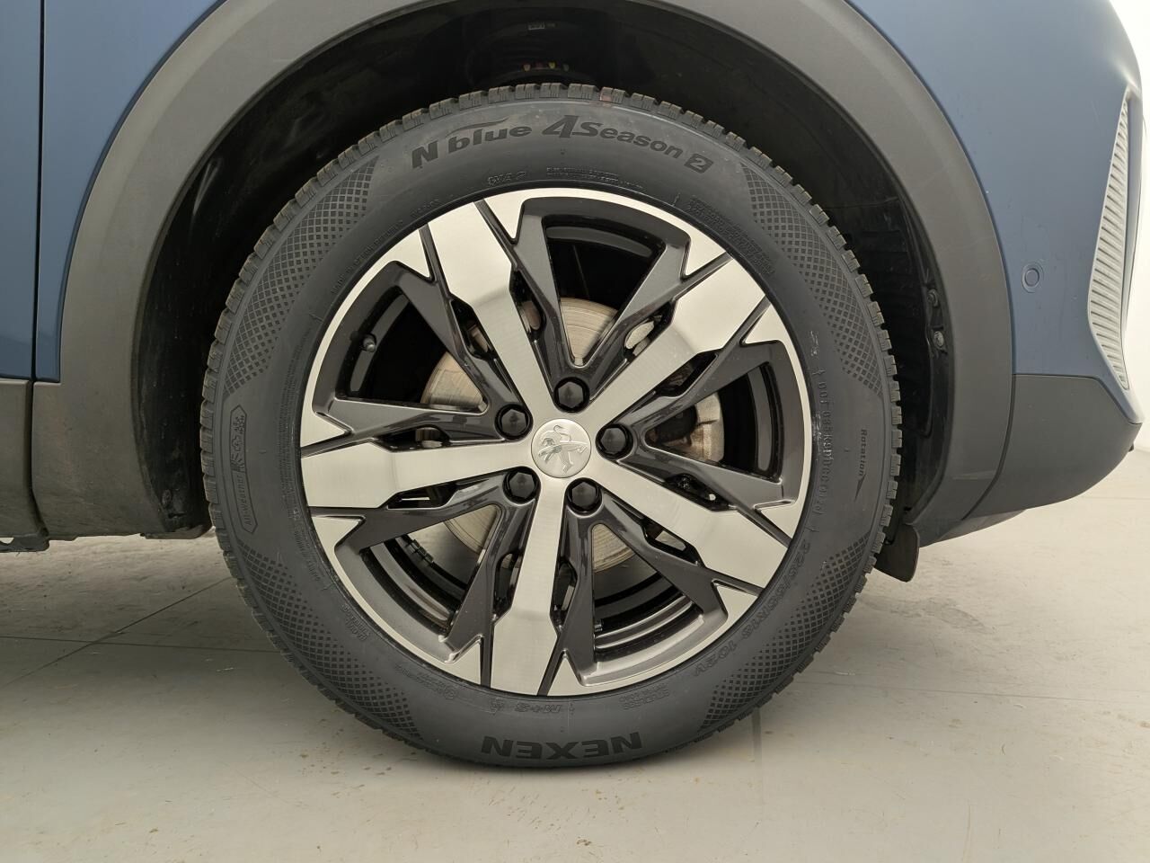 PEUGEOT 3008 ESSENCE 12V S&amp;S - 130 - BV EAT8 GT — photo 13