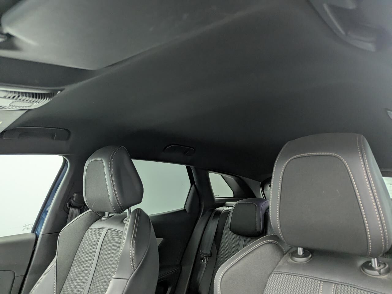 PEUGEOT 3008 ESSENCE 12V S&amp;S - 130 - BV EAT8 GT — photo 20