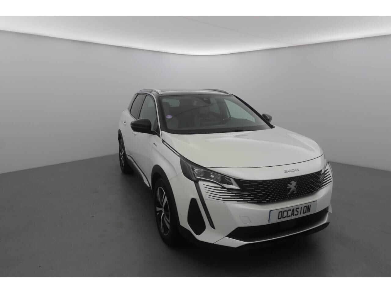 PEUGEOT 3008 GT HYBRID4 300 E-EAT8 — photo 3