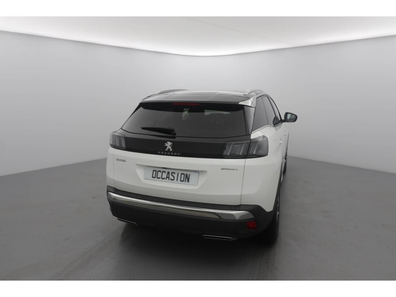 PEUGEOT 3008 GT HYBRID4 300 E-EAT8 — photo 6