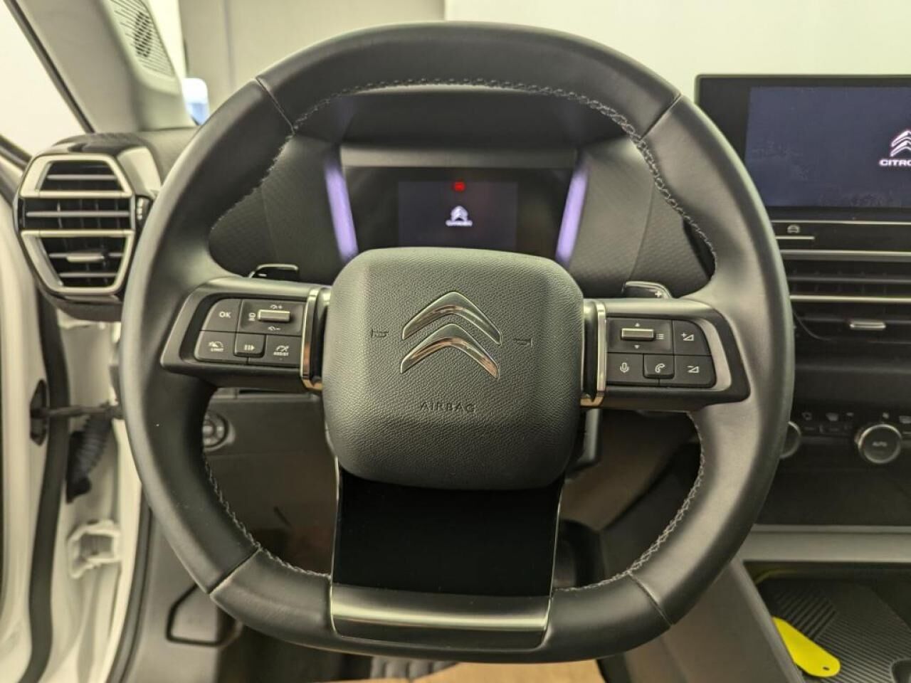 CITROEN C4 X SHINE 1.2 ESSENCE 130 - GARANTIE MOTEUR 10 ANS OU 180000KM EAT8 — photo 10