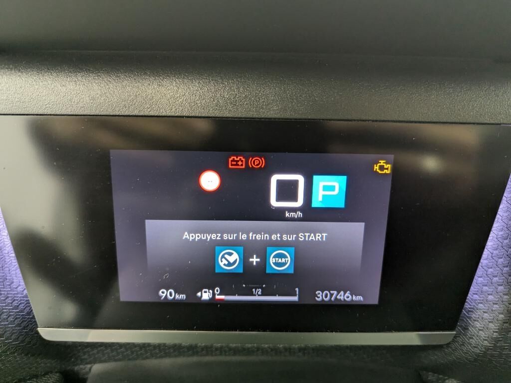 CITROEN C4 X SHINE 1.2 ESSENCE 130 - GARANTIE MOTEUR 10 ANS OU 180000KM EAT8 — photo 13