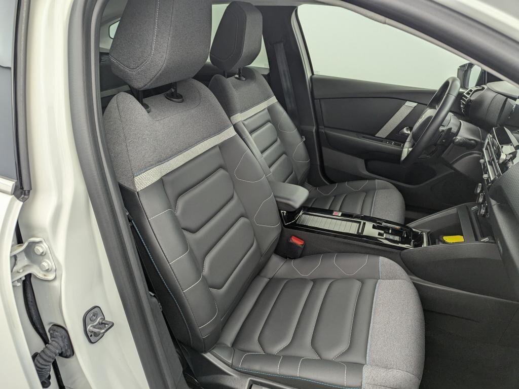 CITROEN C4 X SHINE 1.2 ESSENCE 130 - GARANTIE MOTEUR 10 ANS OU 180000KM EAT8 — photo 18