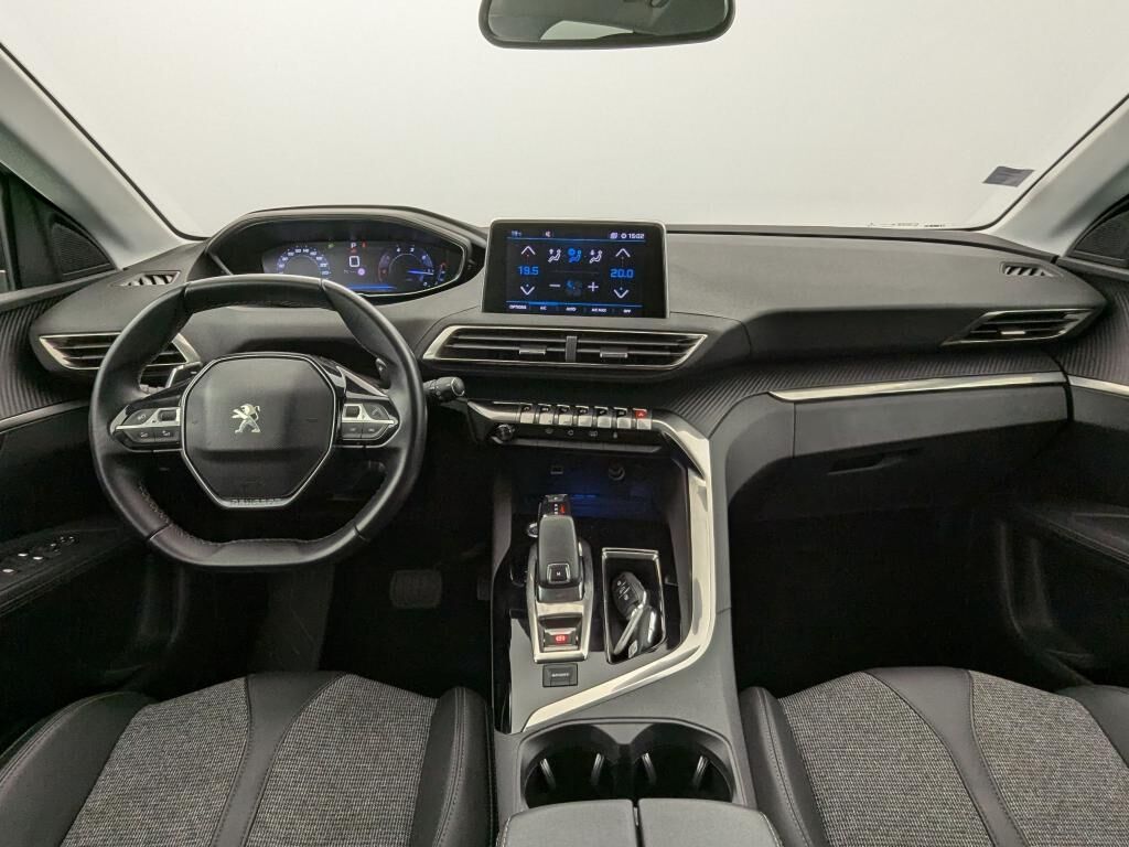 PEUGEOT 3008 ALLURE BLUEHDI 130CH EAT8 + PARK ASSIST + VISIOPARK2 — photo 17