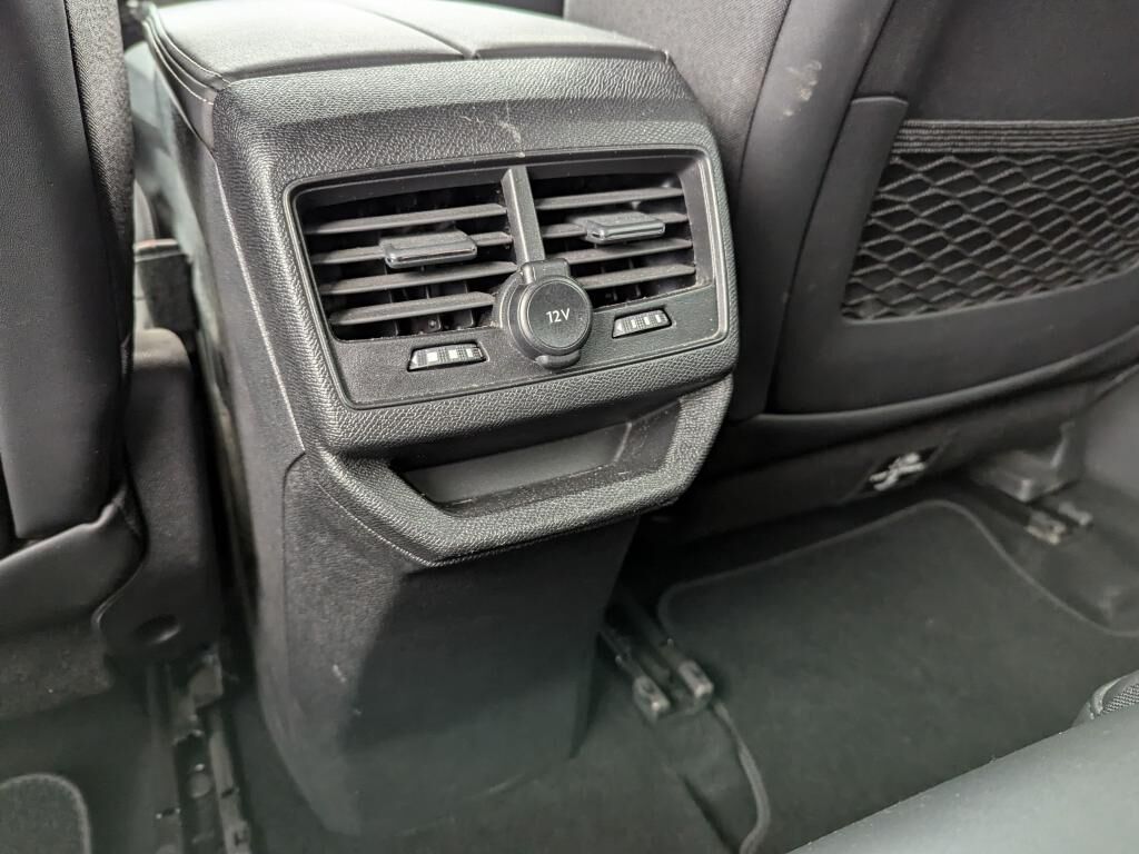 PEUGEOT 3008 ALLURE BLUEHDI 130CH EAT8 + PARK ASSIST + VISIOPARK2 — photo 31