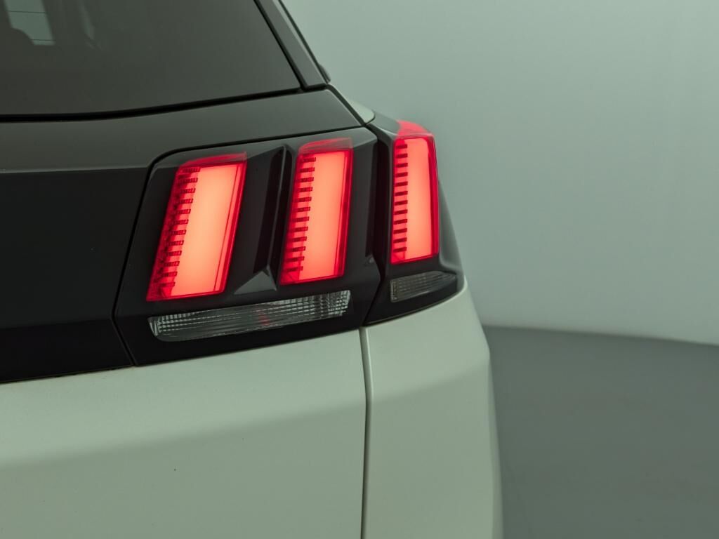 PEUGEOT 3008 ALLURE BLUEHDI 130CH EAT8 + PARK ASSIST + VISIOPARK2 — photo 12