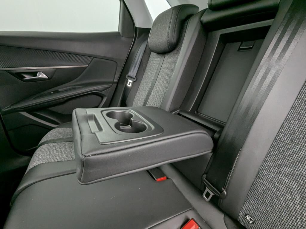 PEUGEOT 3008 ALLURE BLUEHDI 130CH EAT8 + PARK ASSIST + VISIOPARK2 — photo 35