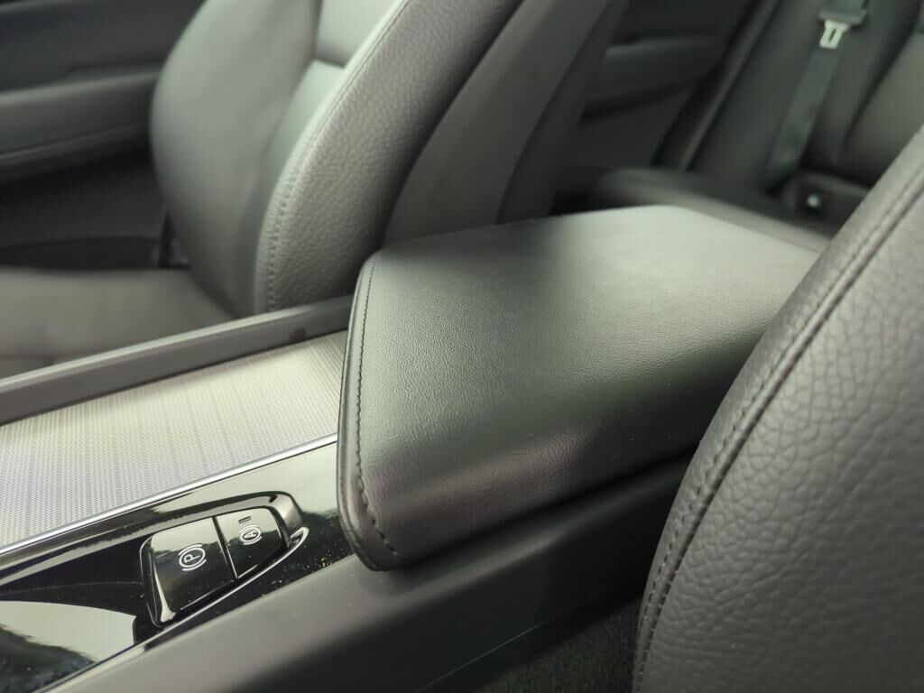 VOLVO XC60 B4 197 CH GEARTRONIC 8 ULTIMATE STYLE DARK — photo 40