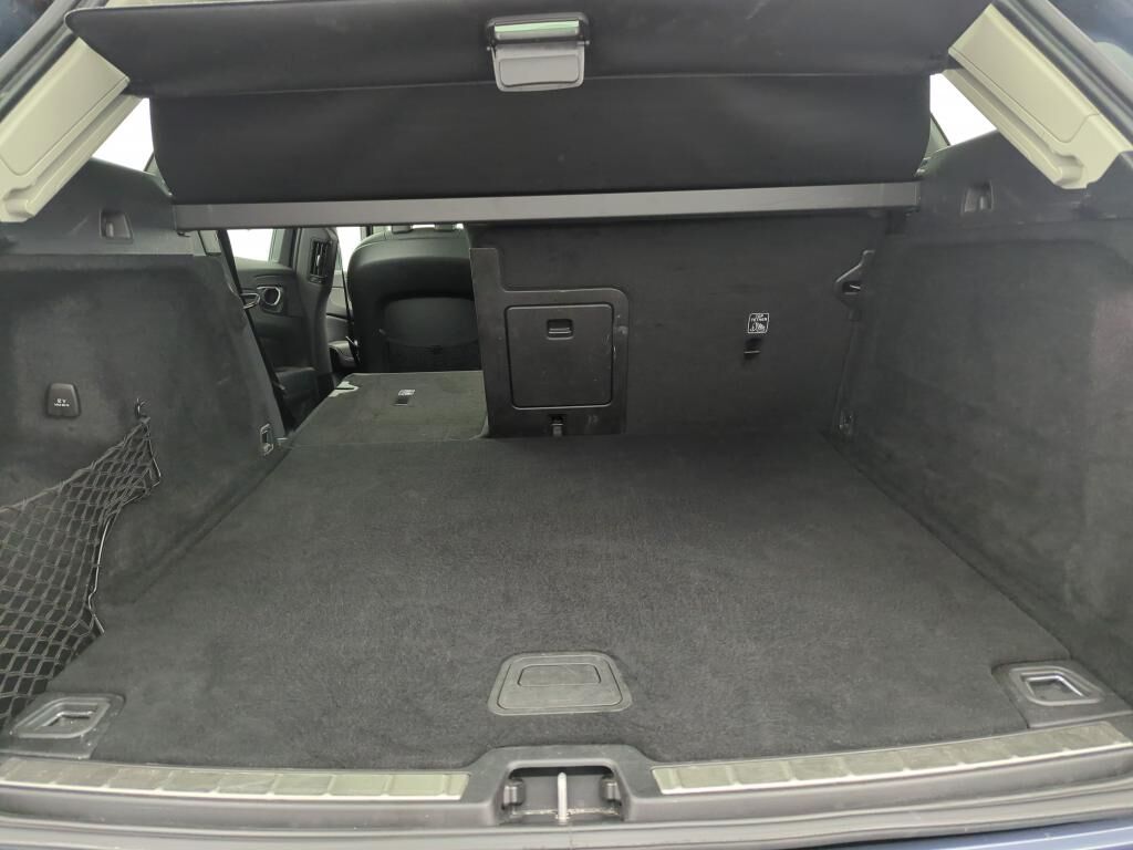 VOLVO XC60 B4 197 CH GEARTRONIC 8 ULTIMATE STYLE DARK — photo 31