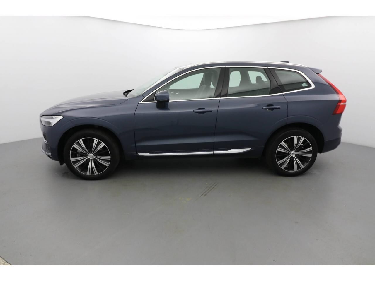 VOLVO XC60 B4 197 CH GEARTRONIC 8 ULTIMATE STYLE DARK — photo 7