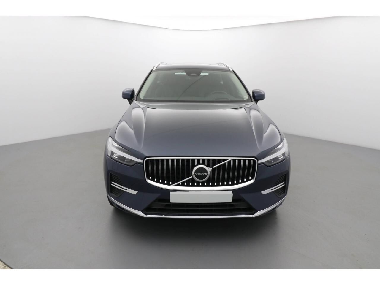 VOLVO XC60 B4 197 CH GEARTRONIC 8 ULTIMATE STYLE DARK — photo 2