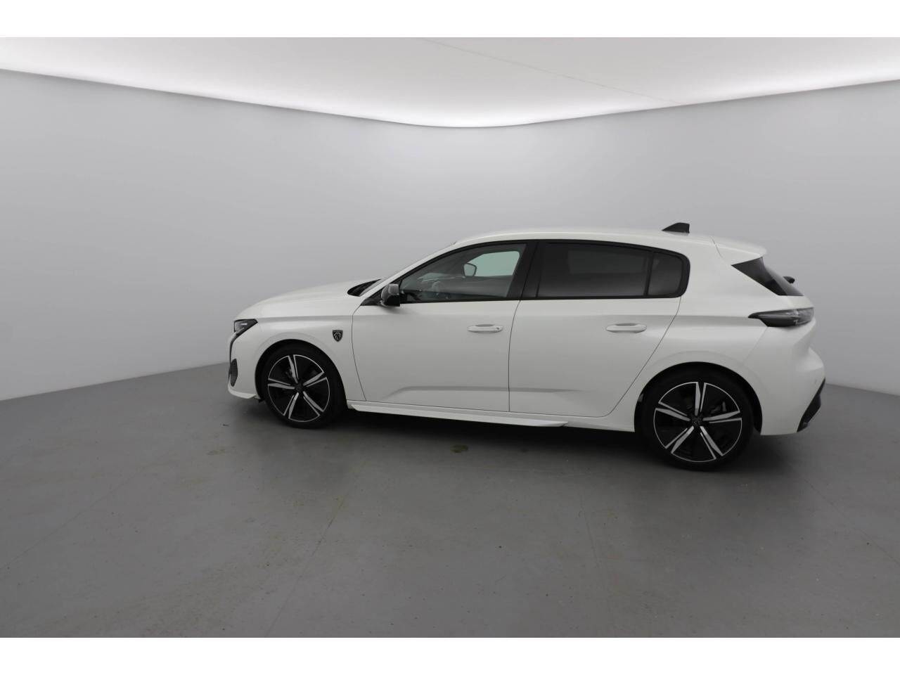PEUGEOT 308 GT 1.5 BLUEHDI 130 EAT8 + PACK DRIVE ASSIST PLUS — photo 8
