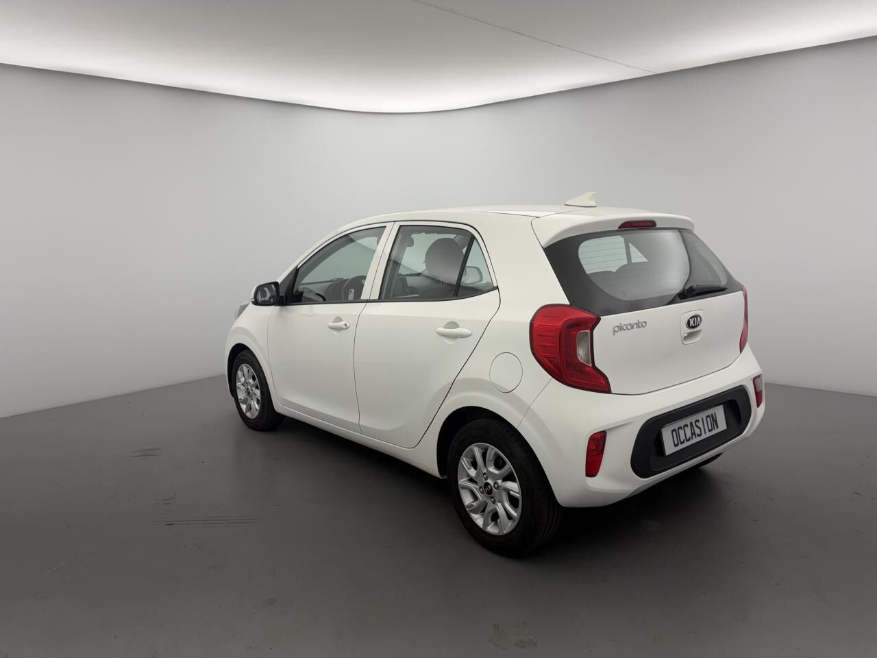 KIA PICANTO 1.0 67CH III MOTION PHASE 1 — photo 8
