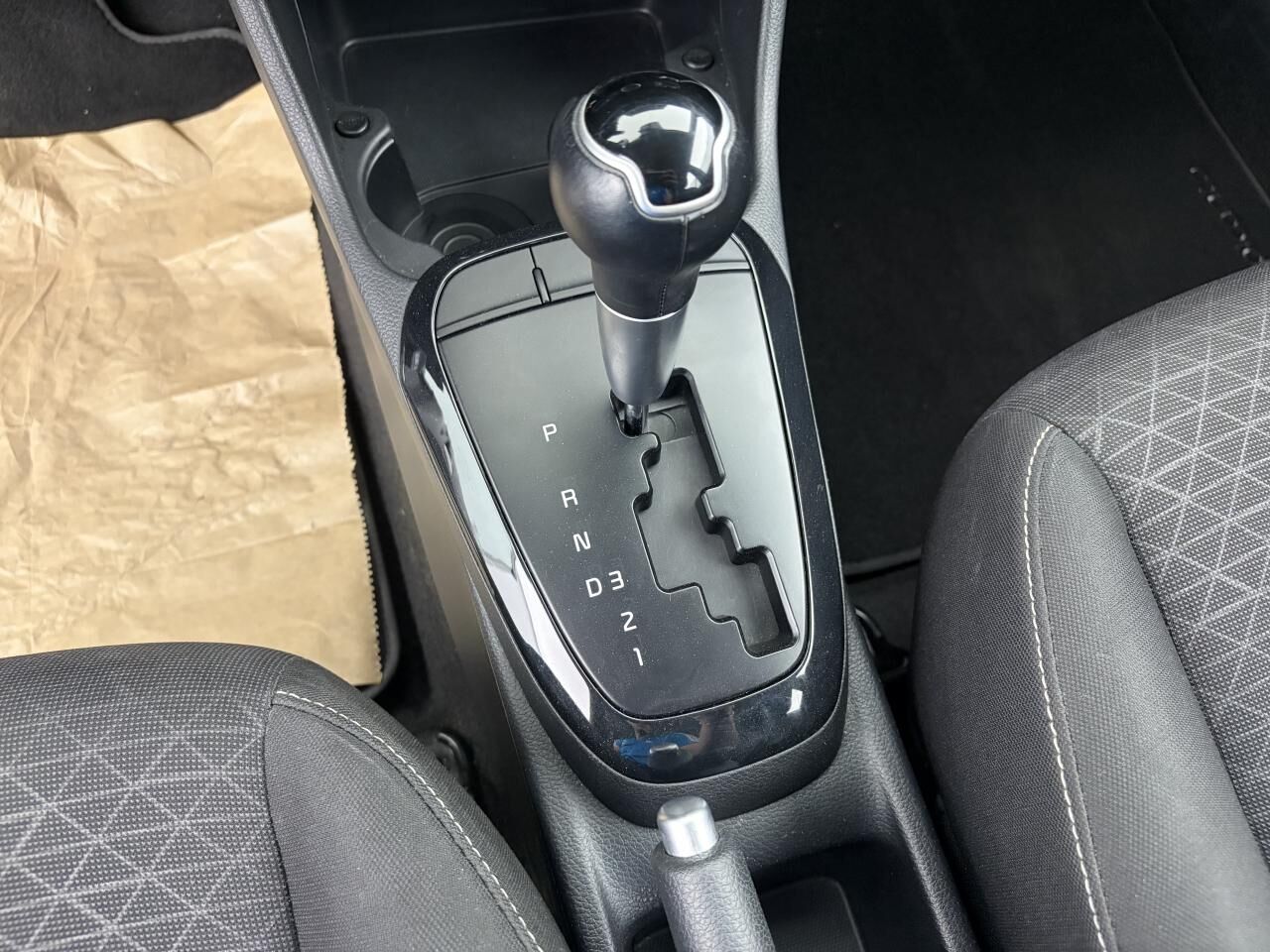 KIA PICANTO 1.0 67CH III MOTION PHASE 1 — photo 22