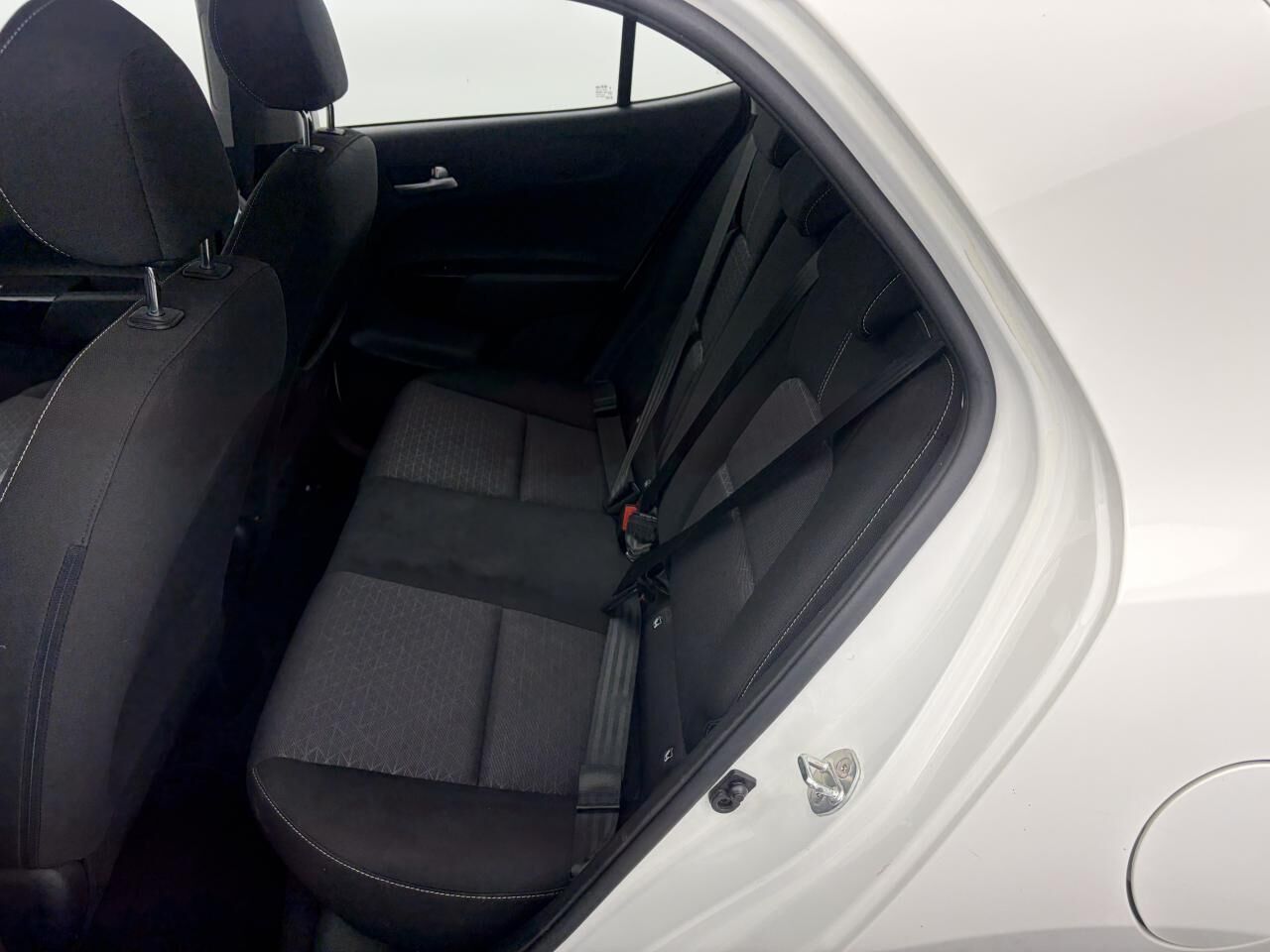 KIA PICANTO 1.0 67CH III MOTION PHASE 1 — photo 24