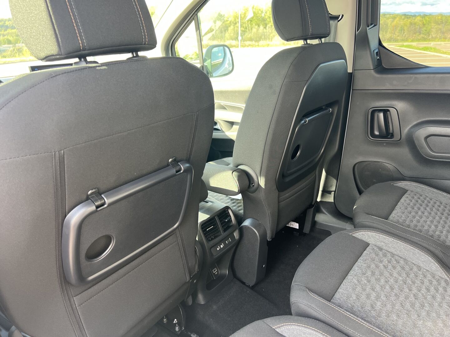 PEUGEOT RIFTER 1.5 BLUE HDI 130 S/S EAT8 GT TAILLE M — photo 7