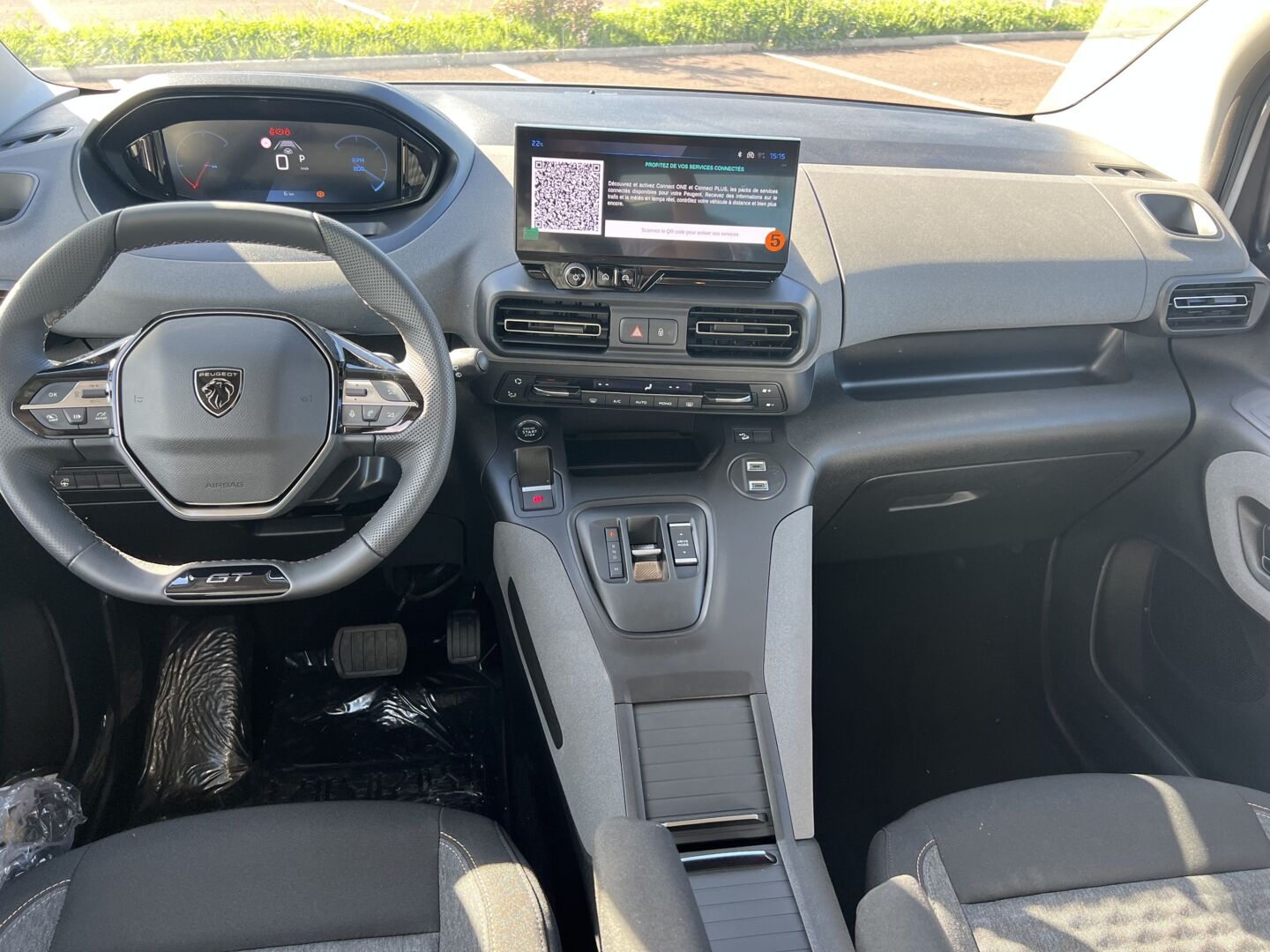 PEUGEOT RIFTER 1.5 BLUE HDI 130 S/S EAT8 GT TAILLE M — photo 5